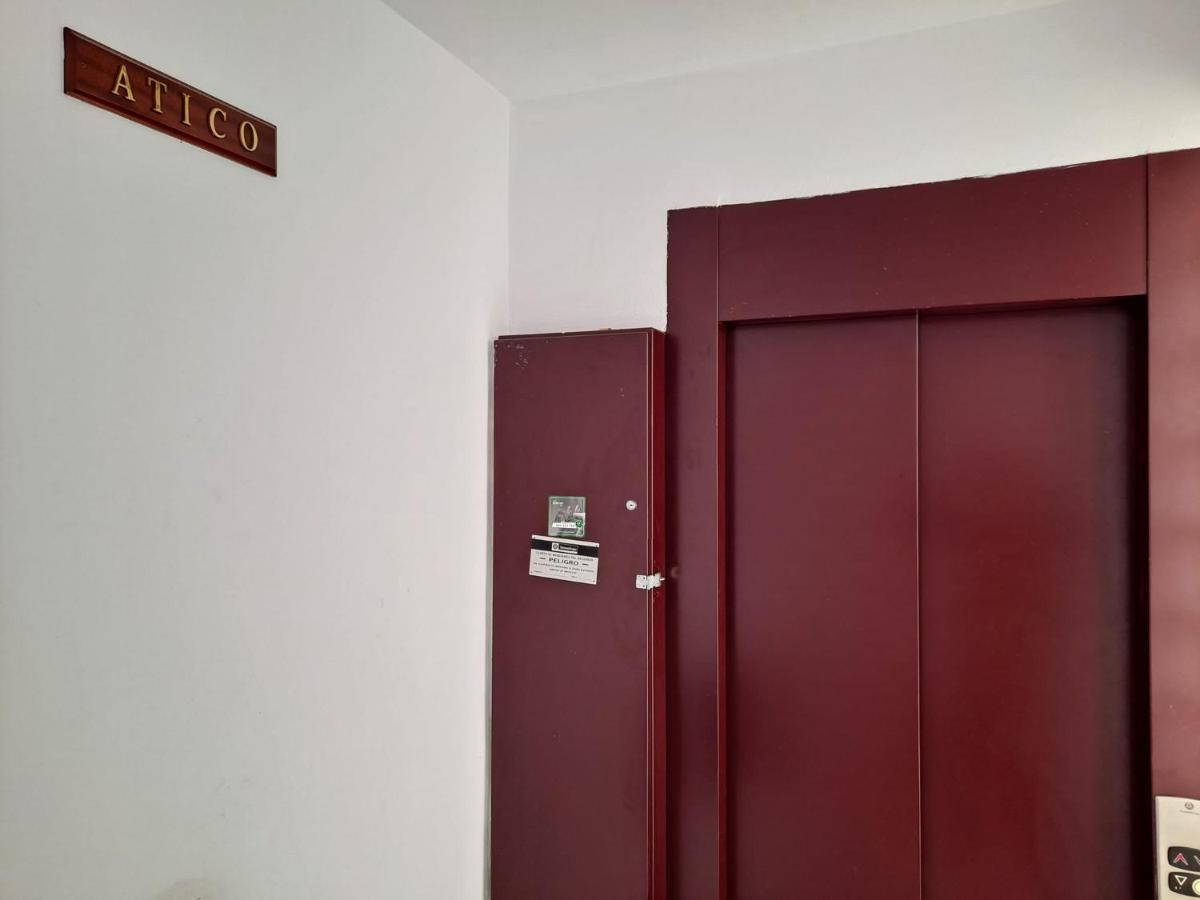 Atico Duplex Marques De Reyes Apartment เซบีญา ภายนอก รูปภาพ